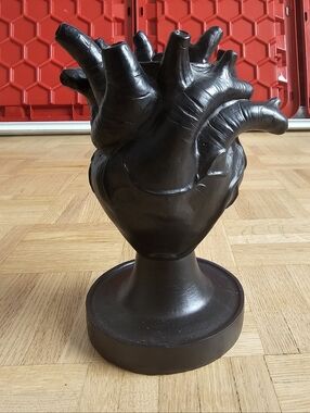 Gothic Heart Vase or Jewelry Holder Display